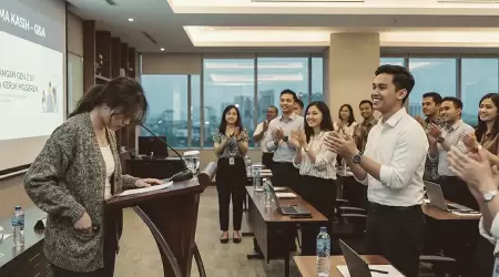Imposter Syndrome: Alasan Kamu Merasa Gak Pantas Sukses